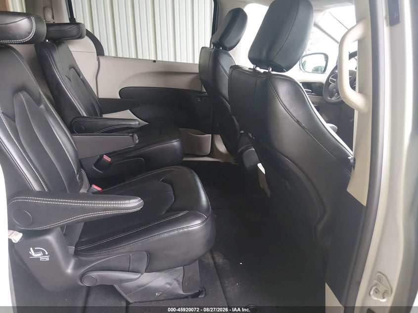 2024 CHRYSLER PACIFICA auction photo 8