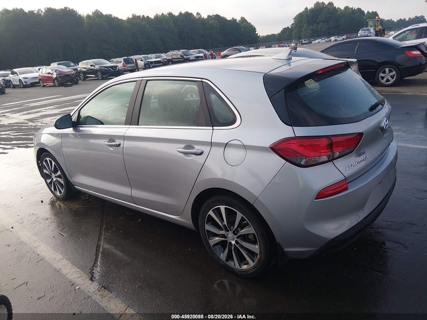 2020 HYUNDAI ELANTRA GT auction photo 3