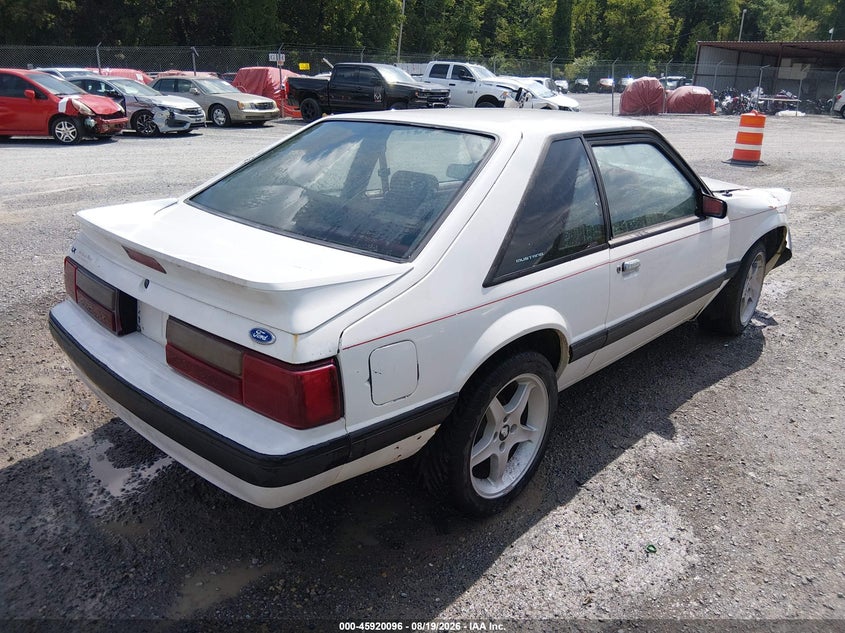 1991 FORD MUSTANG auction photo 4