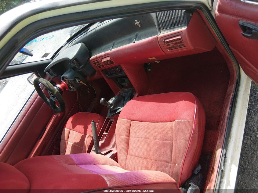 1991 FORD MUSTANG auction photo 5