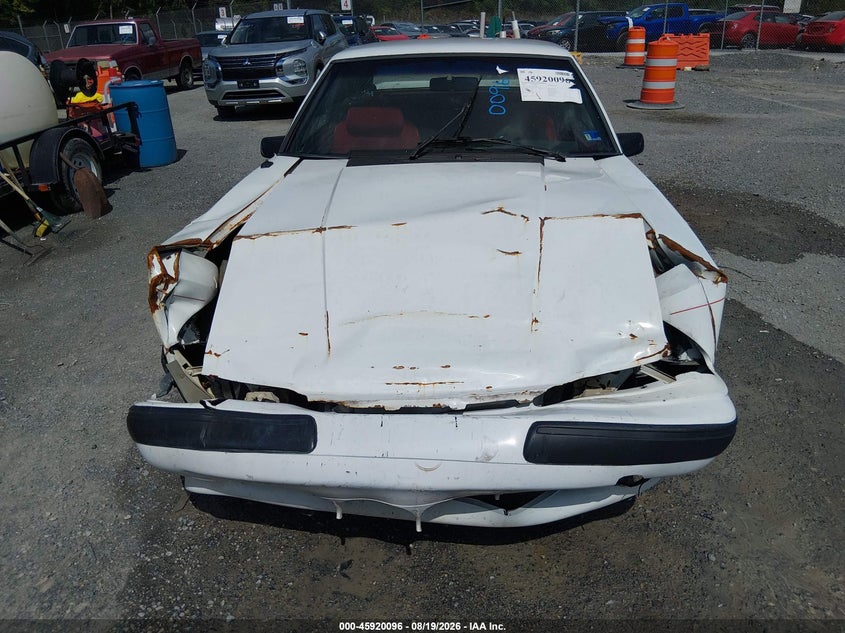 1991 FORD MUSTANG auction photo 6
