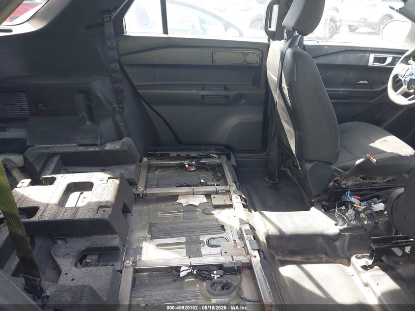 2023 FORD POLICE INTERCEPTOR UTILITY auction photo 8