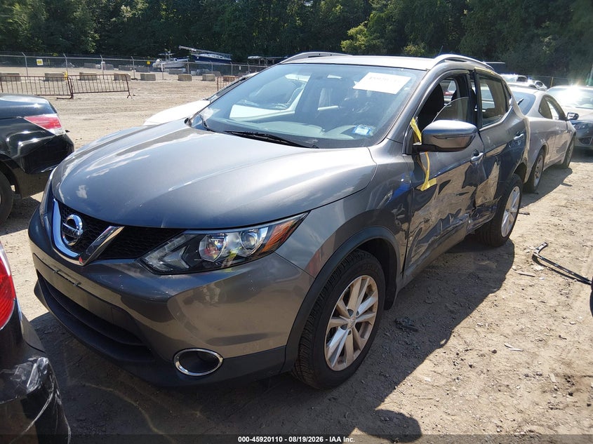 2018 NISSAN ROGUE SPORT auction photo 2