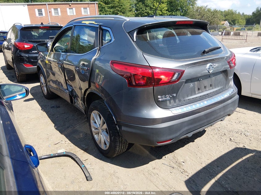 2018 NISSAN ROGUE SPORT auction photo 3