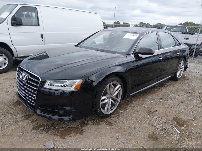 2017 Audi A8, Левый зад, IAAI, VIN WAU43AFD1HN012310 — фото 2