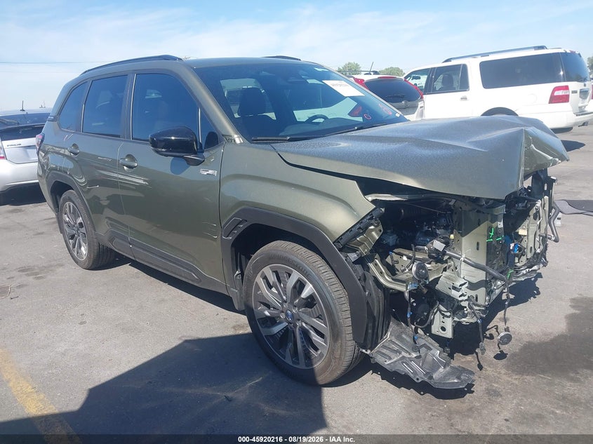 2025 SUBARU FORESTER auction photo 1