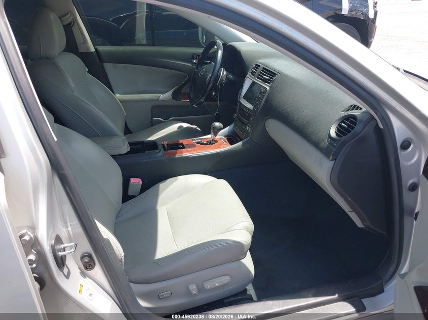 2008 LEXUS IS 250 auction photo 5