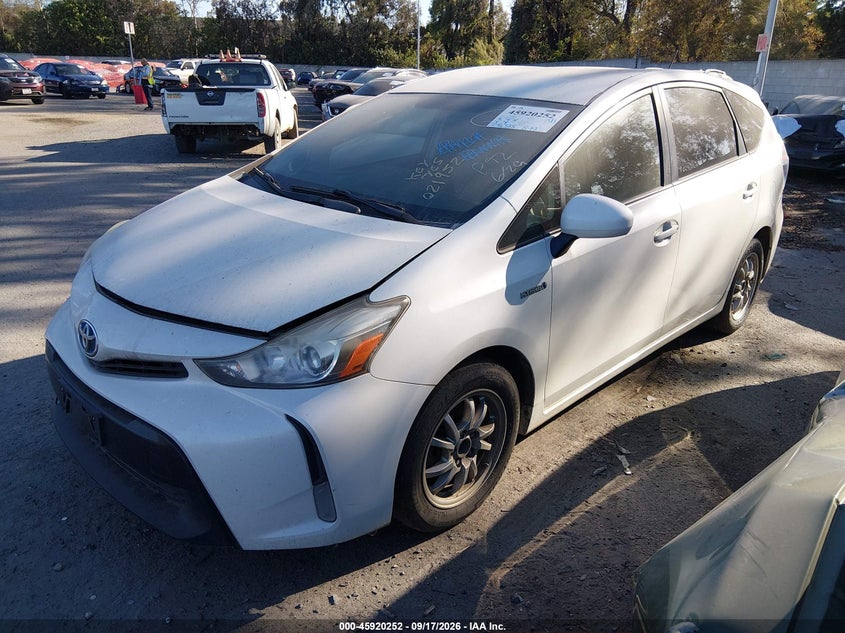 Vin: jtdzn3eu3fj021952, lot: 46419340, toyota prius v 20152