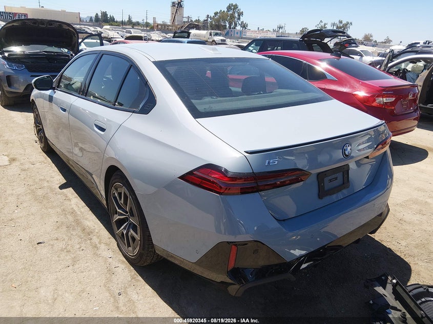 Vin: wby33fk03rcs00417, lot: 46419433, bmw i5 edrive40 20243