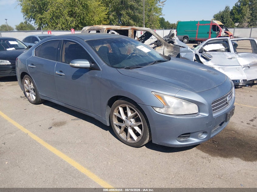2010 NISSAN MAXIMA auction photo 1