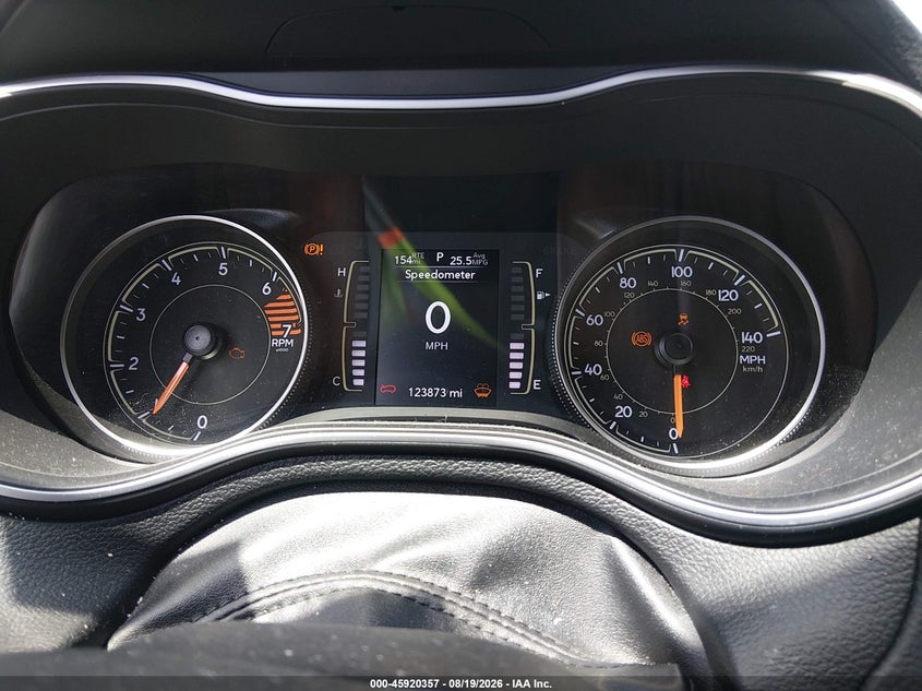 2020 JEEP CHEROKEE auction photo 7