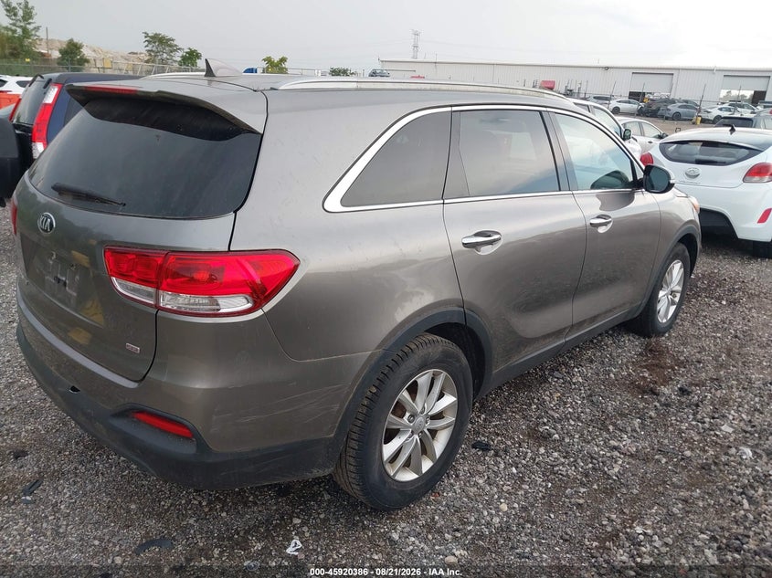 2016 KIA SORENTO auction photo 4
