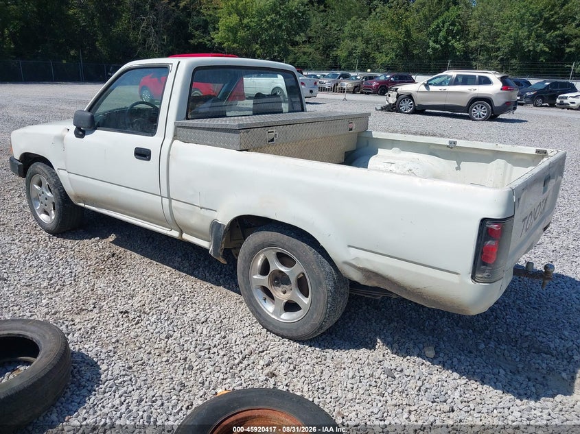 TOYOTA PICKUP 1992 VIN 4TARN81A9NZ025685