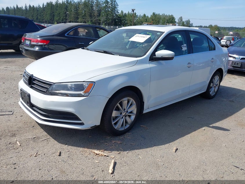 2015 Volkswagen Jetta 1.8T Se, Front End, IAAI, VIN 3VWD17AJ4FM286047 — photo 2