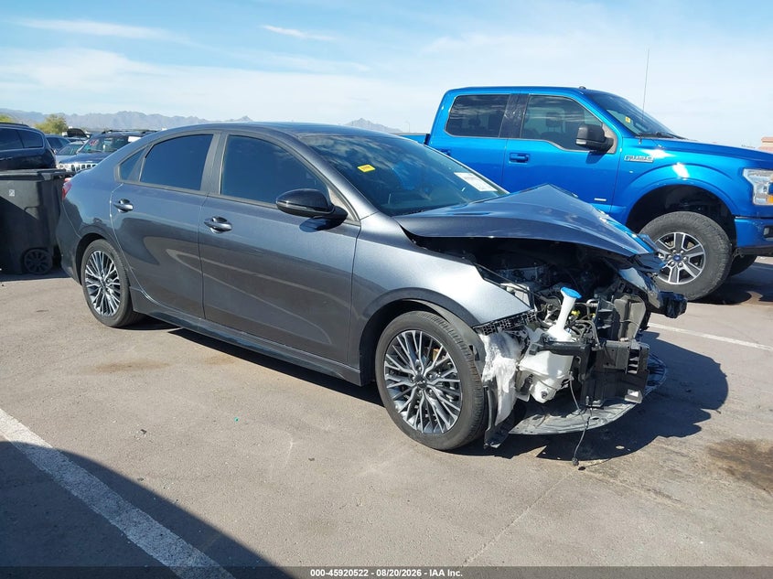 Vin: 3kpf54ad0pe663025, lot: 46419610, kia forte gt-line 2023 img_1