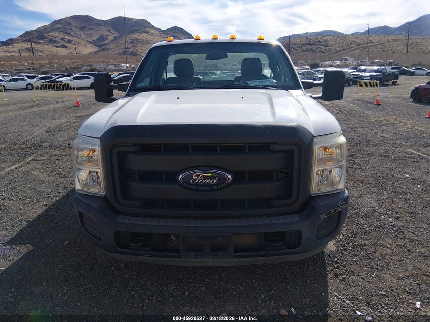 2015 FORD F-350 CHASSIS auction photo 6
