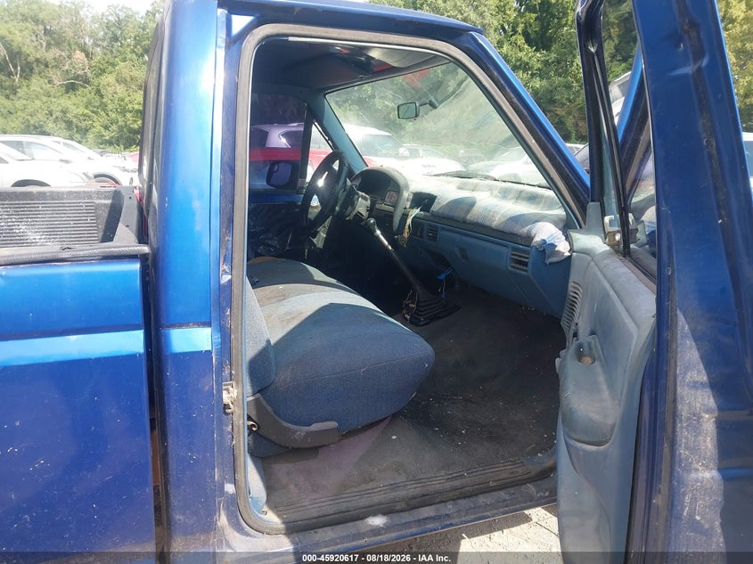 1996 FORD F150 auction photo 8