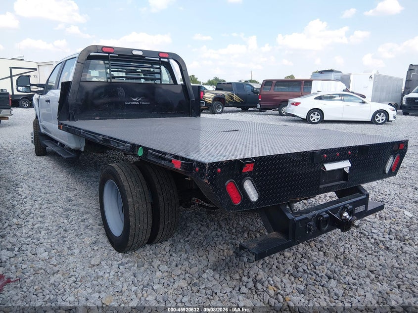 2026 FORD F-550 CHASSIS auction photo 3