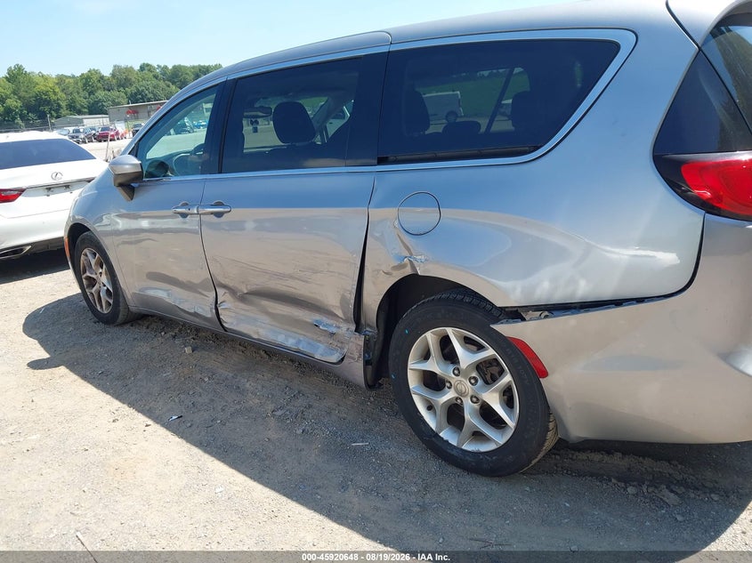 Фото 6 - CHRYSLER PACIFICA