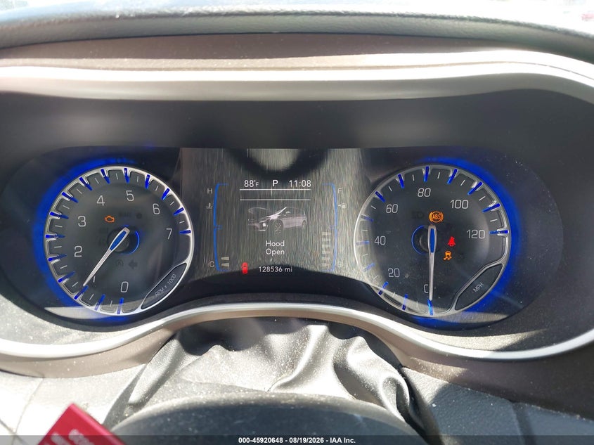 2017 CHRYSLER PACIFICA auction photo 7