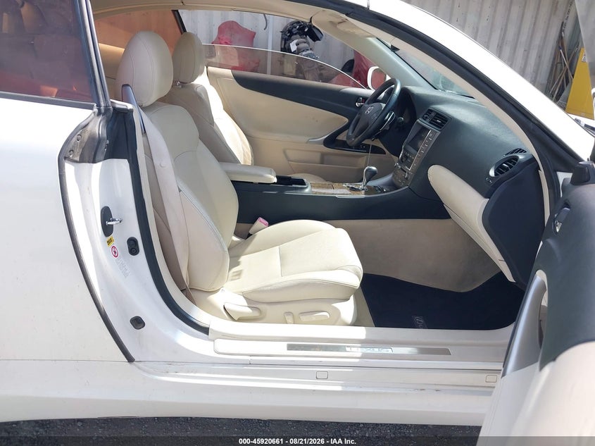 2010 LEXUS IS 250C auction photo 5