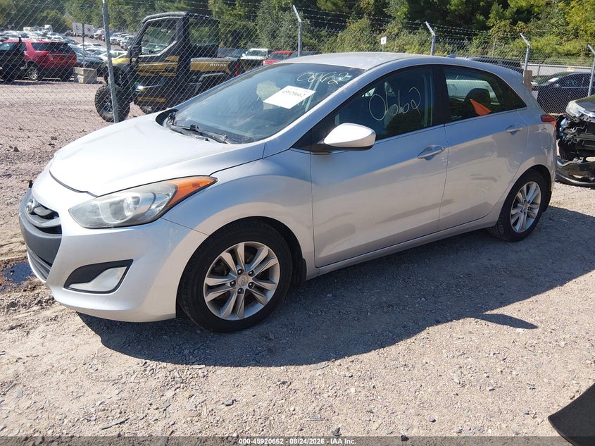 2013 HYUNDAI ELANTRA GT auction photo 2