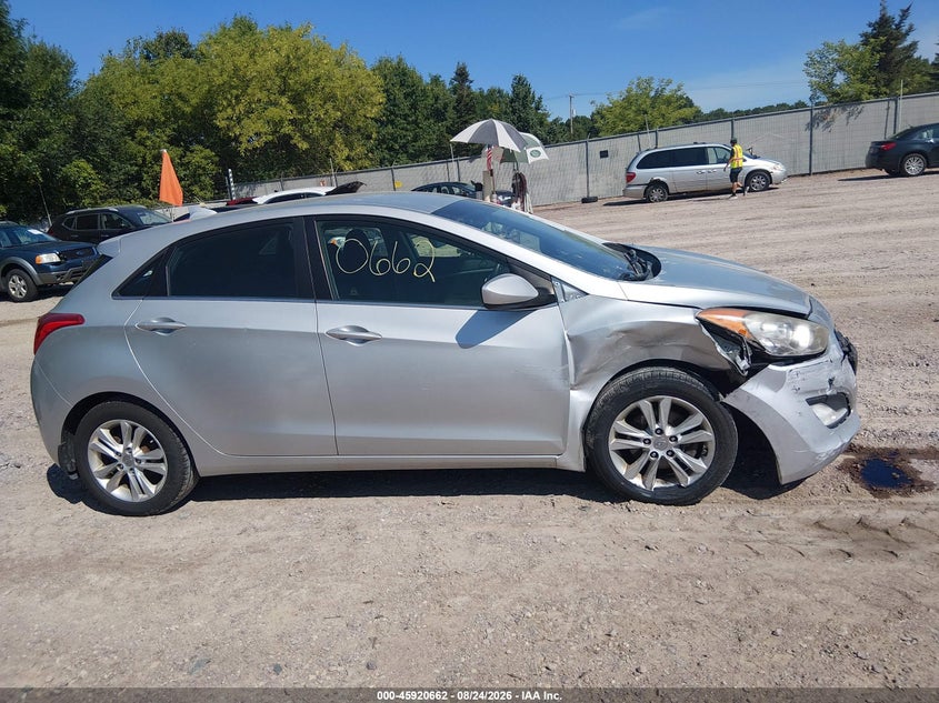 2013 HYUNDAI ELANTRA GT auction photo 5