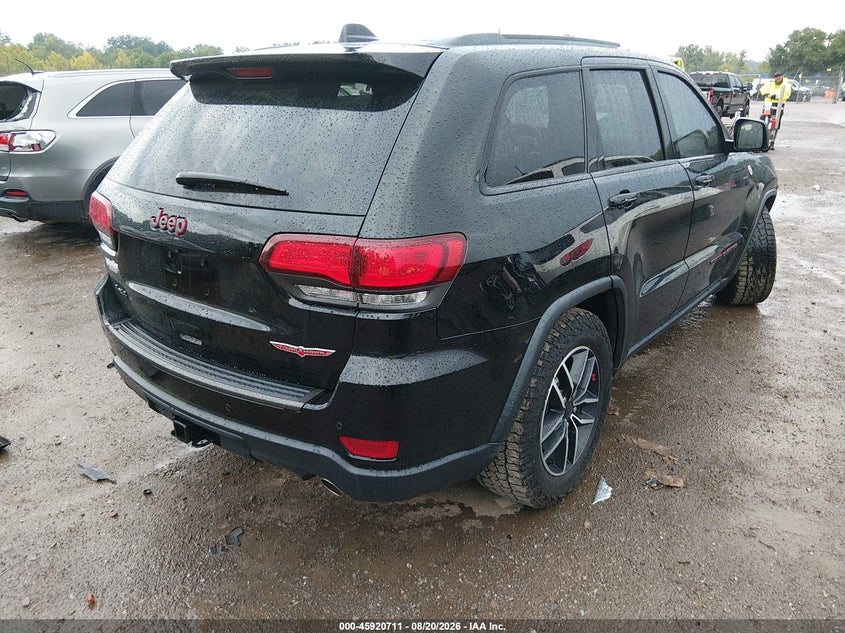 JEEP GRAND CHEROKEE - zdjęcie 4