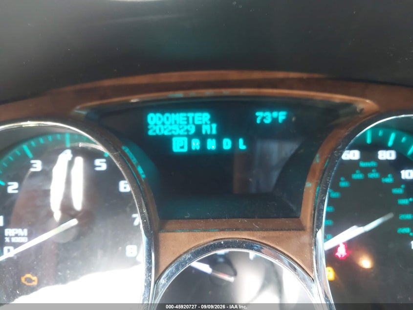 2011 BUICK ENCLAVE auction photo 7