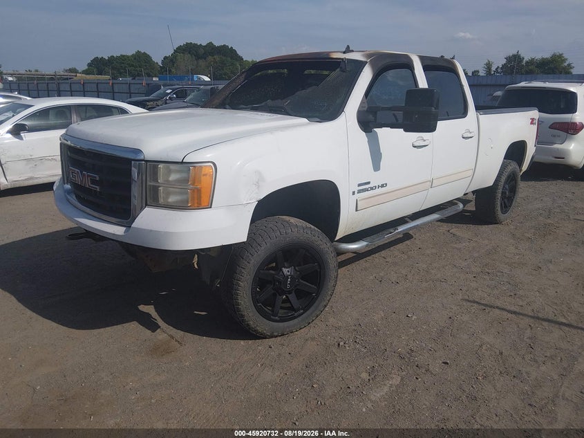 2008 GMC Sierra, Interior Burn, IAAI, VIN 1GTHK236X8F139098 — photo 2