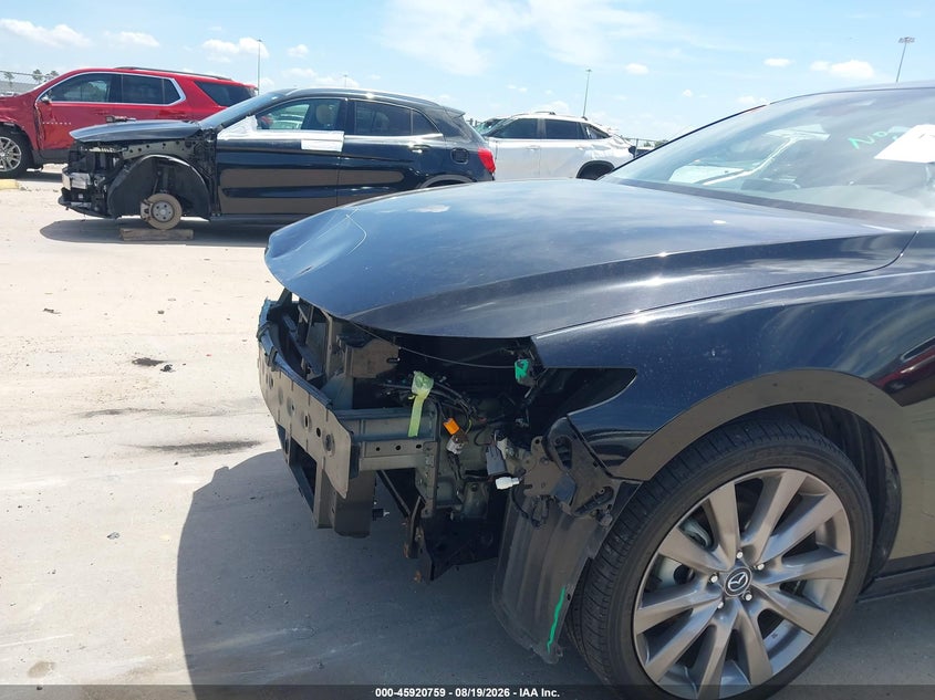 MAZDA MAZDA3 2022 VIN 3MZBPABL0NM314122