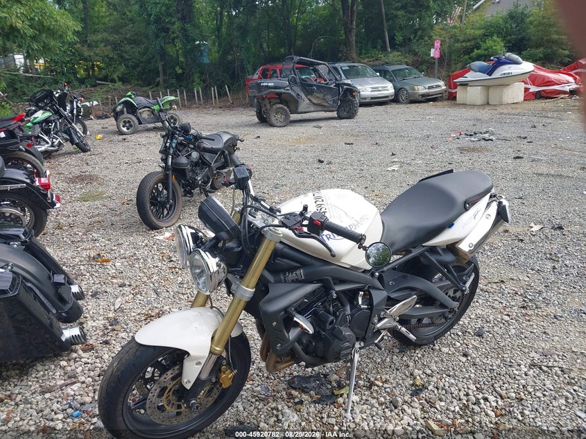 2008 TRIUMPH MOTORCYCLE STREET TRIPLE auction photo 2