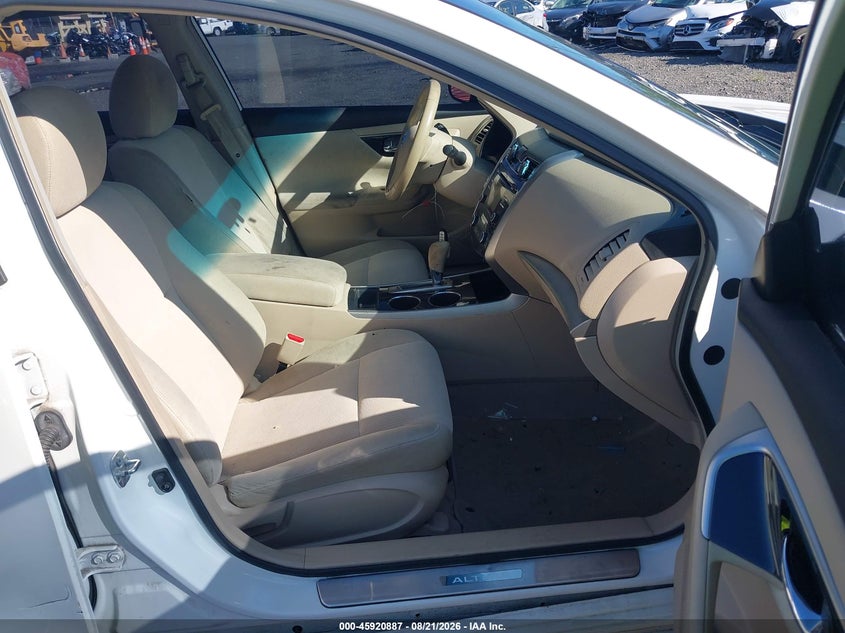 2013 NISSAN ALTIMA auction photo 5