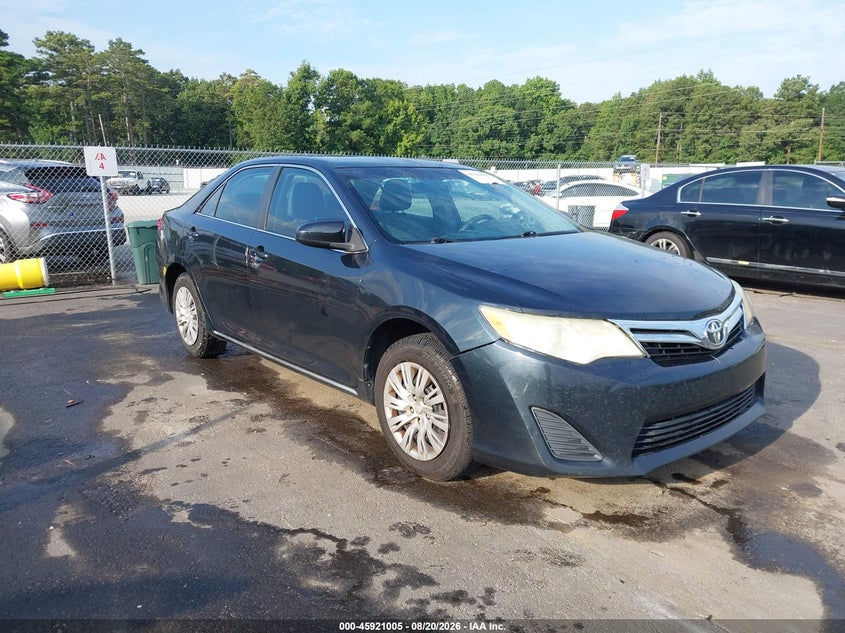 2014 TOYOTA CAMRY auction photo 1