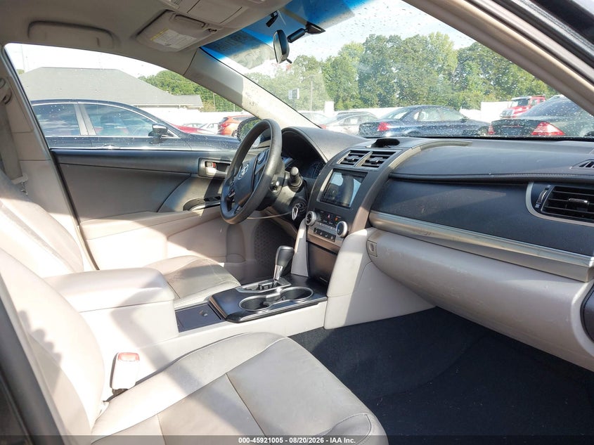 2014 TOYOTA CAMRY auction photo 5