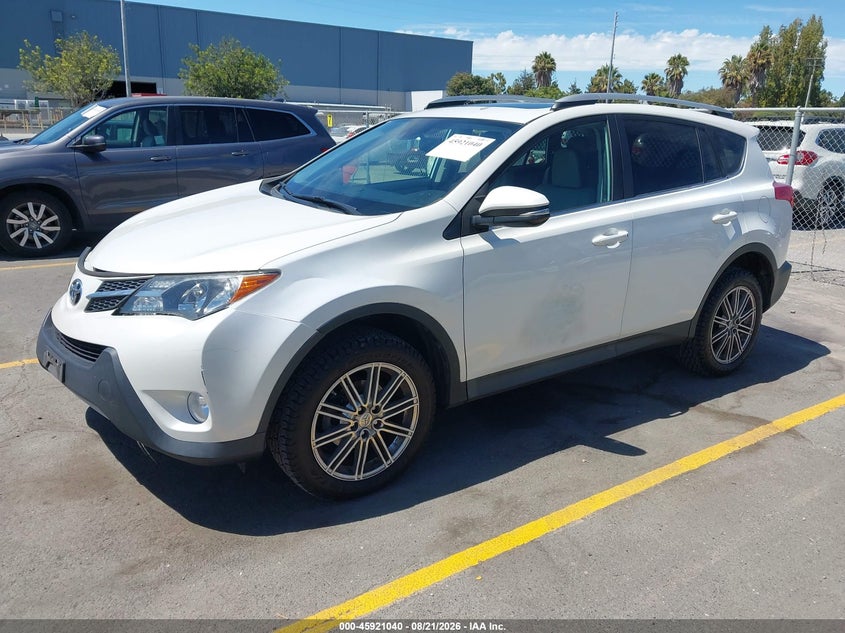 2014 Toyota RAV 4, Right Front, IAAI, VIN 2T3YFREV0EW127991 — photo 2