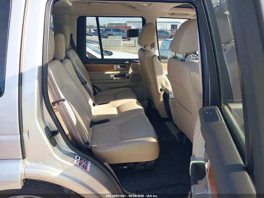 2016 LAND ROVER LR4 auction photo 8