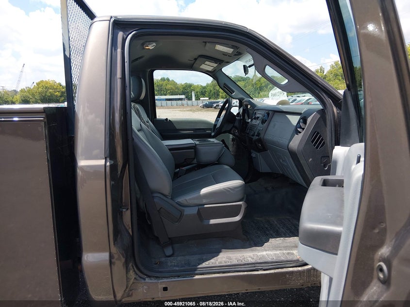 2016 FORD F-250 auction photo 5
