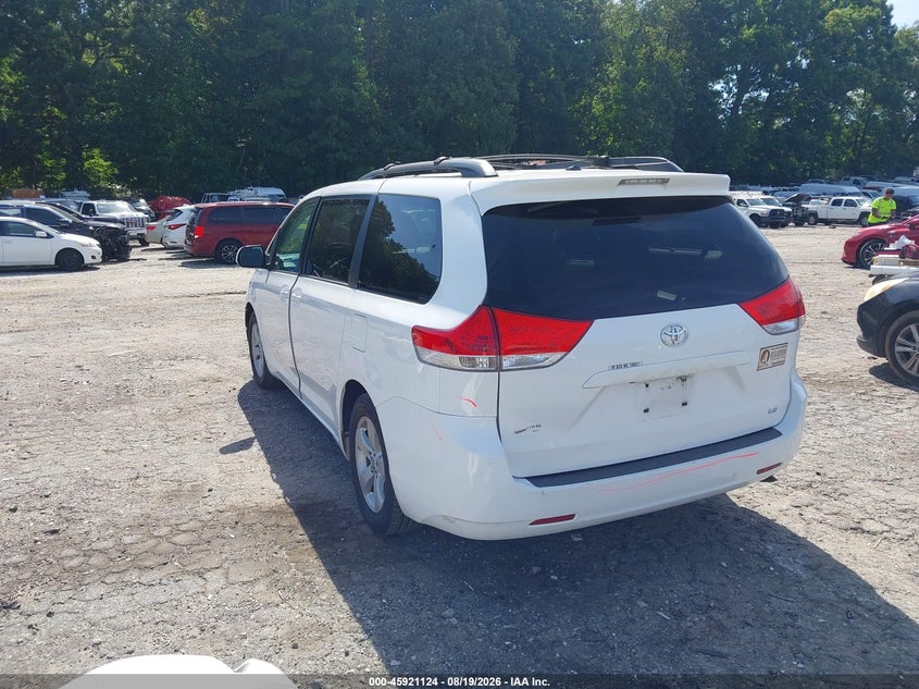 Vin: 5tdkk3dc6es429639, lot: 46420212, toyota sienna le v6 8 passenger 20143
