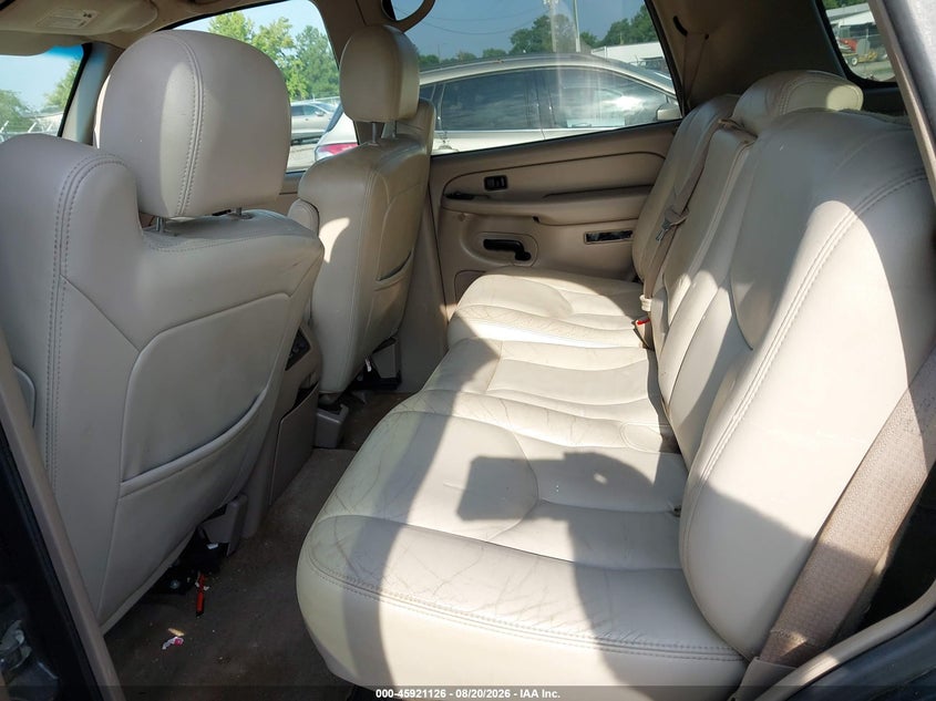 2004 CHEVROLET TAHOE auction photo 8