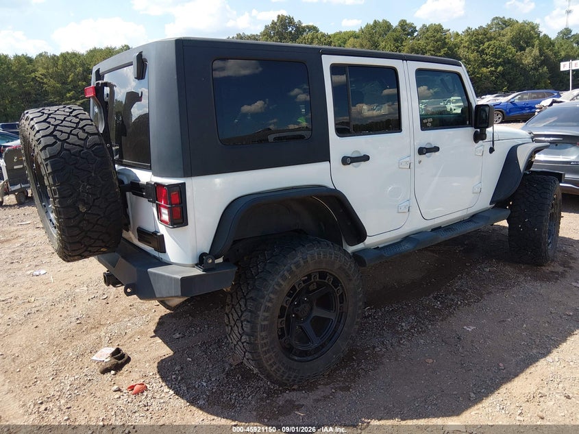 2010 JEEP WRANGLER UNLIMITED auction photo 4