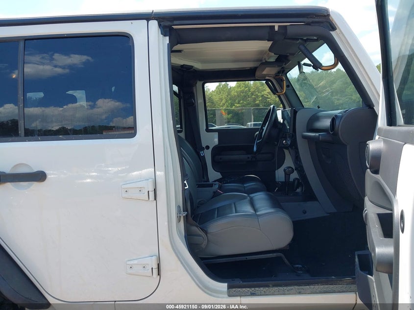 2010 JEEP WRANGLER UNLIMITED auction photo 5