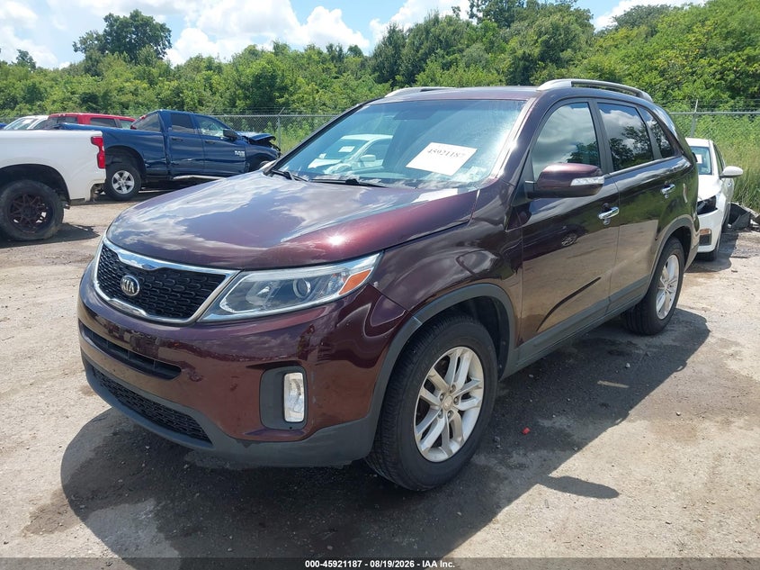 2015 Kia Sorento, Удар сзади, IAAI, VIN 5XYKT4A67FG659819 — фото 2