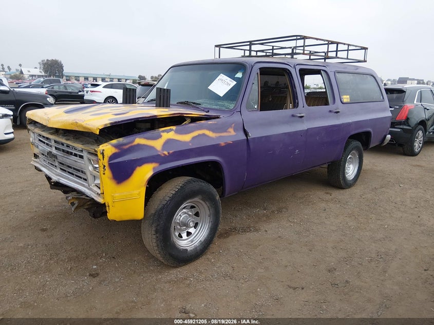 1986 CHEVROLET SUBURBAN auction photo 2