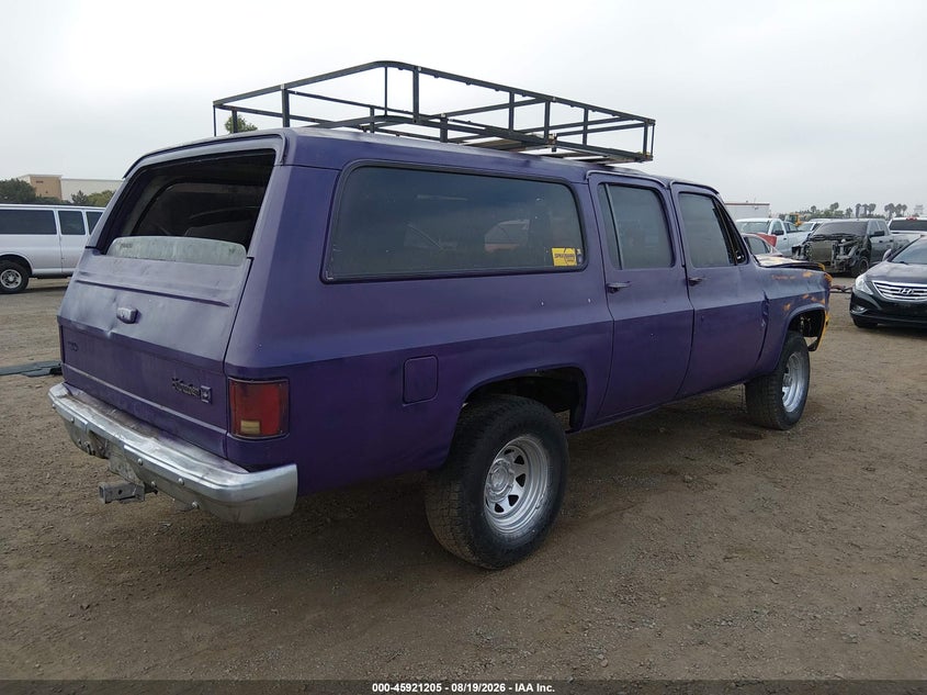 1986 CHEVROLET SUBURBAN auction photo 4