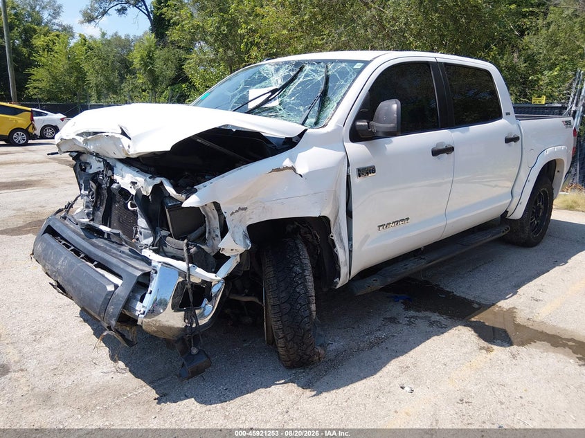 2015 Toyota Tundra Sr5 5.7L V8, Front End, IAAI, VIN 5TFDW5F14FX479651 — photo 2