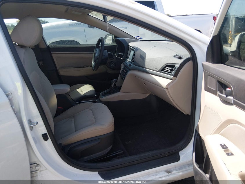 2017 HYUNDAI ELANTRA auction photo 5