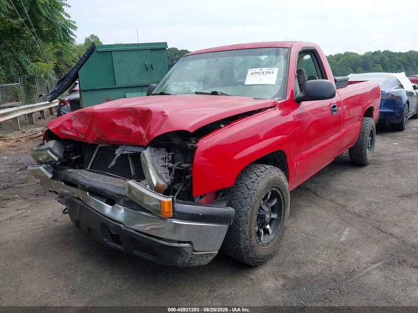 2003 Chevrolet Silverado, Front End, IAAI, VIN 1GCEC14X13Z324746 — photo 2