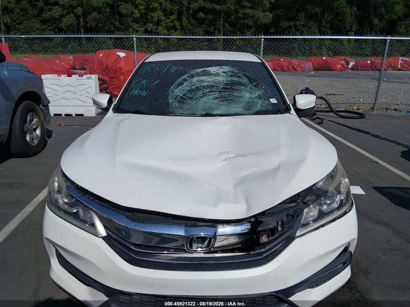 2017 HONDA ACCORD auction photo 6