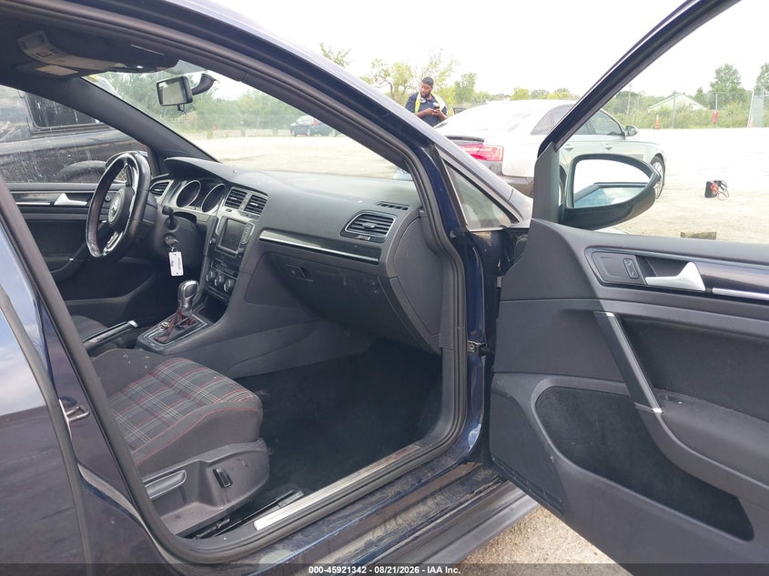 2016 VOLKSWAGEN GOLF GTI auction photo 5